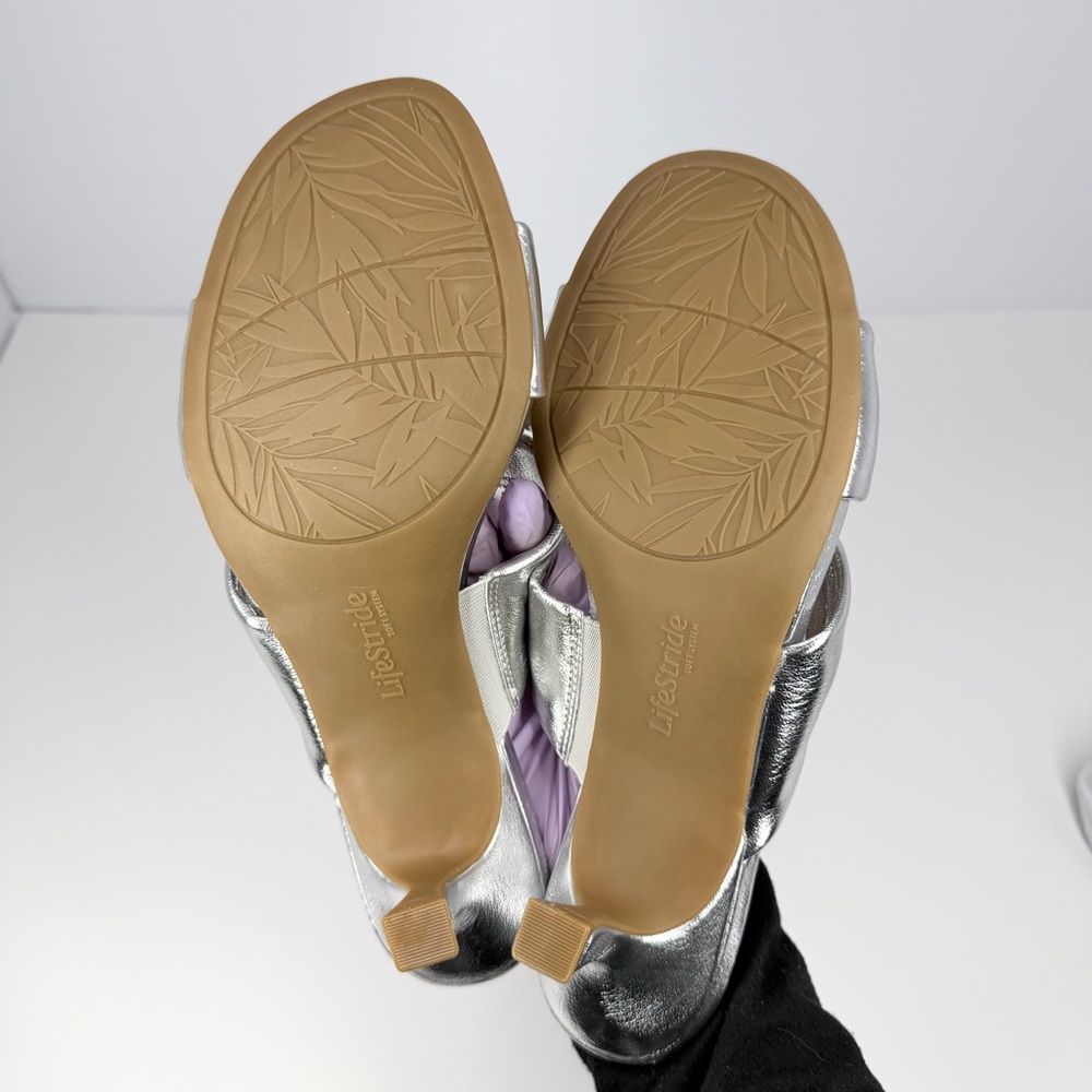 LifeStride Nori Slide Kitten Heel Sandals Silver Faux Leather Size 8M - Picture 10 of 14